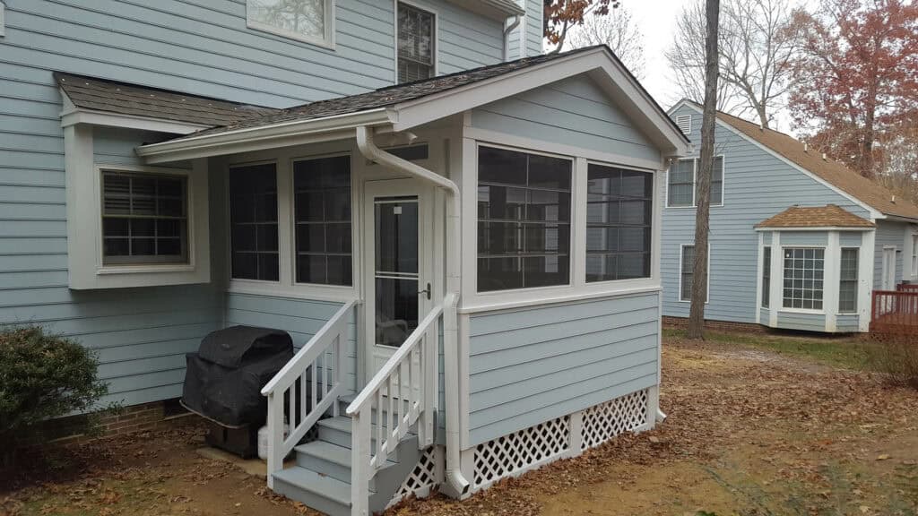Screened Porch with Door Screened in Porch Contractors